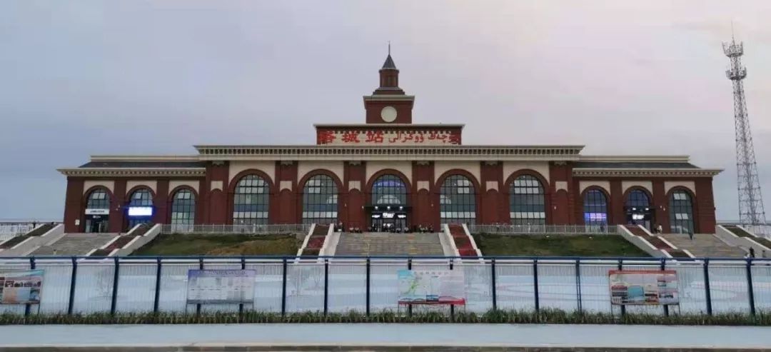 邯鄲到塔城物流公司-邯鄲至塔城專(zhuān)線讓你那些擔(dān)心不再困惑